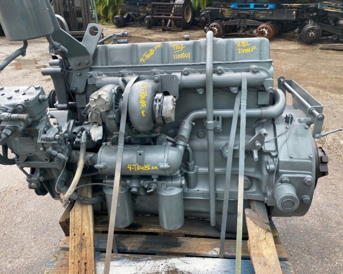 1996 FORD 7.8L ENGINE 240HP