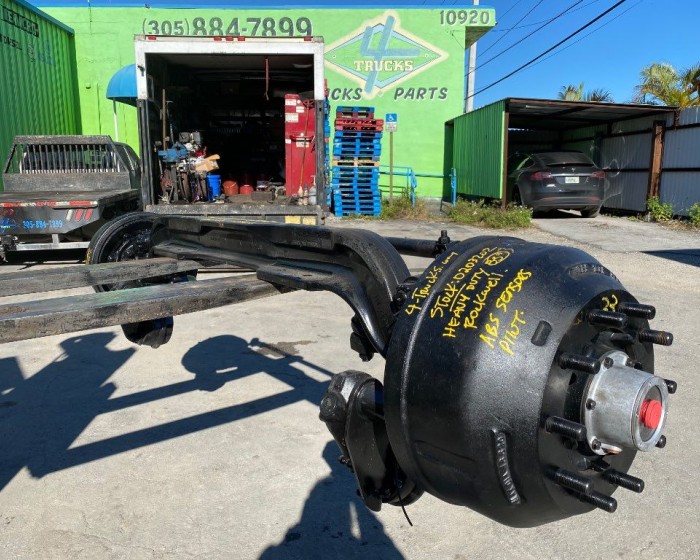2013 ROCKWELL 18.000-20.000 LBS FRONT AXLE FRONT AXLES 