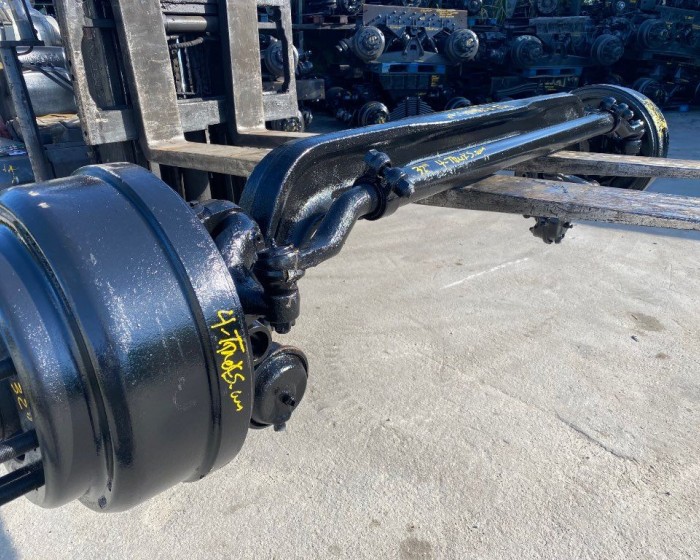 2006 SPICER 18.000-20.000LBS FRONT AXLES 