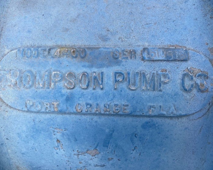 2002 THOMPSON PUMP 4400 PTO AND PUMPS 