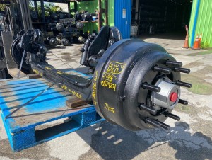 2010 KENWORTH 32 1/2" ROCKWELL 20,000LBS FRONT AXLES 