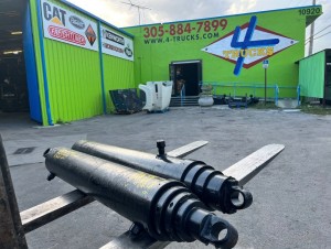 2002 COMMERCIAL S74DC-30-161 HYDRAULIC CYLINDER 