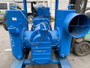 1999 THOMPSON PUMP 7400 PTO AND PUMPS 